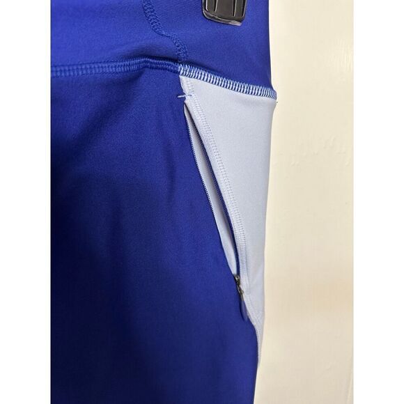 Under Armour Blue Split Cropped/Capri Compression  Leggings, Size Medium - Picture 2 of 5